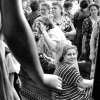 Сценка у витрины магазина, Москва, 1954 - Анри Картье-Брессон (Henri Cartier-Bresson)