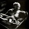 Tomoko Uemura in Her Bath, Minamata 1972 - Уильям Юджин Смит (William Eugene Smith)