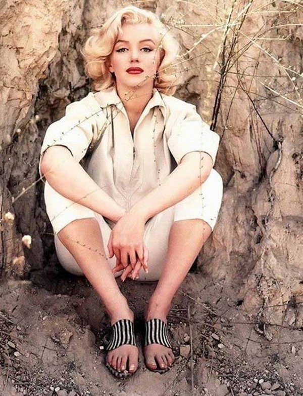 Свела с ума весь мир – сексуальные фото великой Мэрилин Монро