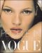 People in Vogue: A Century of Portraits (Robin Derrick, Robin Muir)